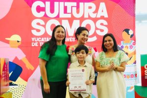 Autoridades culturales y participantes se reunieron en el Gran Museo del Mundo Maya para reconocer el talento juvenil que dio vida a audiovisuales sobre la cultura yucateca.