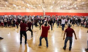 Más de 300 alumnas y alumnos de los Centros de Atención Múltiple participaron en el Primer Encuentro Recreativo Motriz, una jornada donde la convivencia familiar y la actividad física demostraron cómo SEGEY impulsa la inclusión en Yucatán.