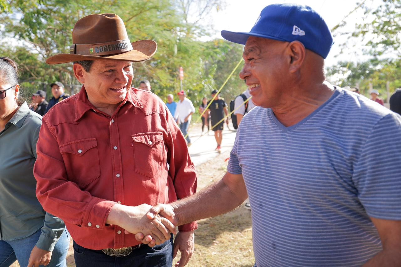 Caminos Renacimiento impulsan desarrollo rural y bienestar social en Mama