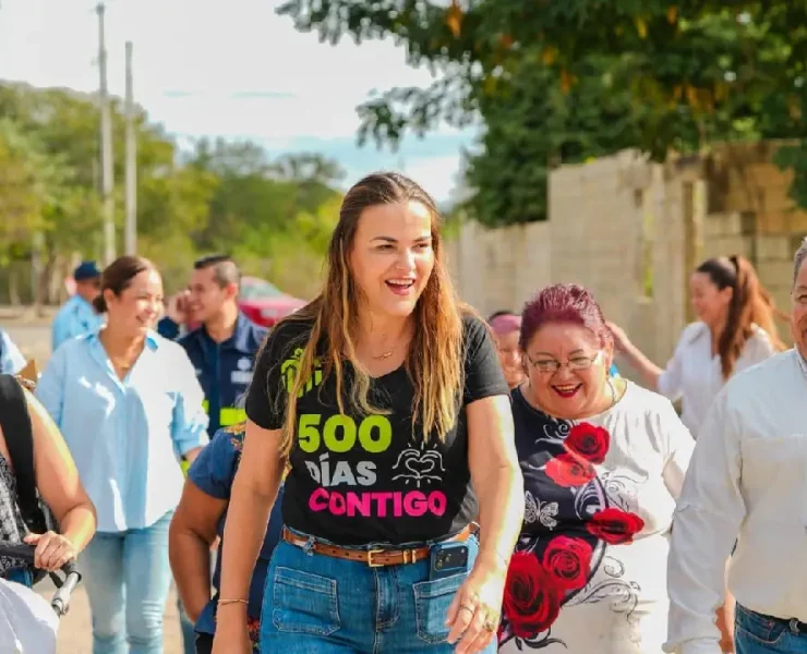 Cecilia Patrón supervisó diversos trabajos en Santa Cruz Palomeque y escucha vecinos