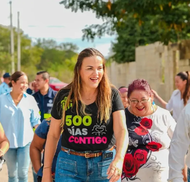 Cecilia Patrón supervisó diversos trabajos en Santa Cruz Palomeque y escucha vecinos