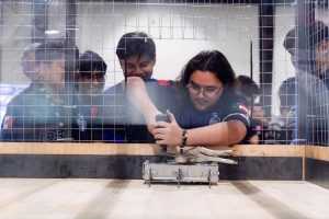 Jóvenes talentos yucatecos se preparan para representar al estado en el Mundial de Fútbol Robótico, una competencia que une innovación, tecnología y pasión por el fútbol.