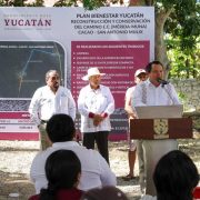 Gobernador Joaquín Díaz Mena entrega rehabilitación del camino Cacao–San Antonio Mulix