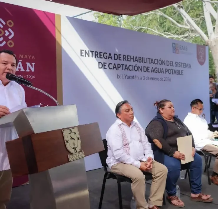 Gobierno Estatal garantiza agua potable en Ixil tras décadas de rezago