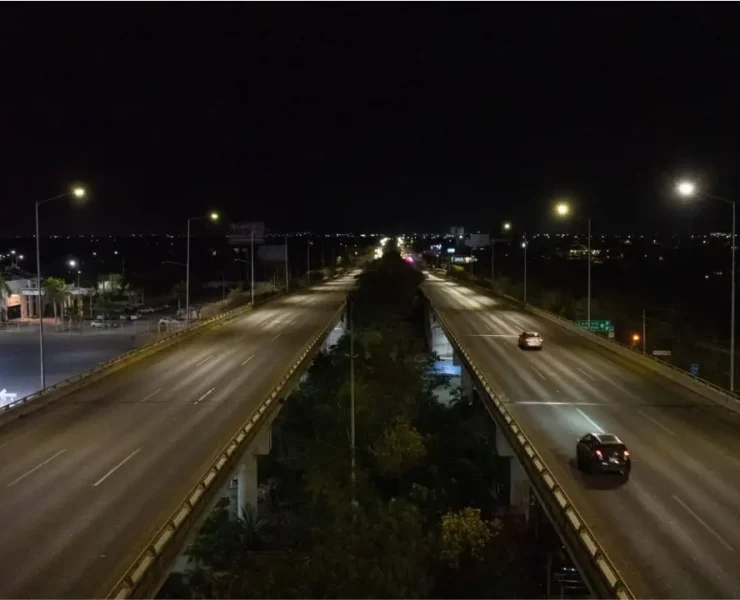 Gobierno del Estado renovó la iluminación en Dzityá