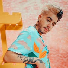 Mario Bautista preparado para el reto, con la mirada fija en el ring y cero miedo a la polémica. La pelea promete sacar chispas.