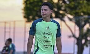 Ramón Juárez se adueña de la zaga defensiva del Tricolor, mostrando orden, firmeza y liderazgo en la línea baja durante el duelo ante Panamá.