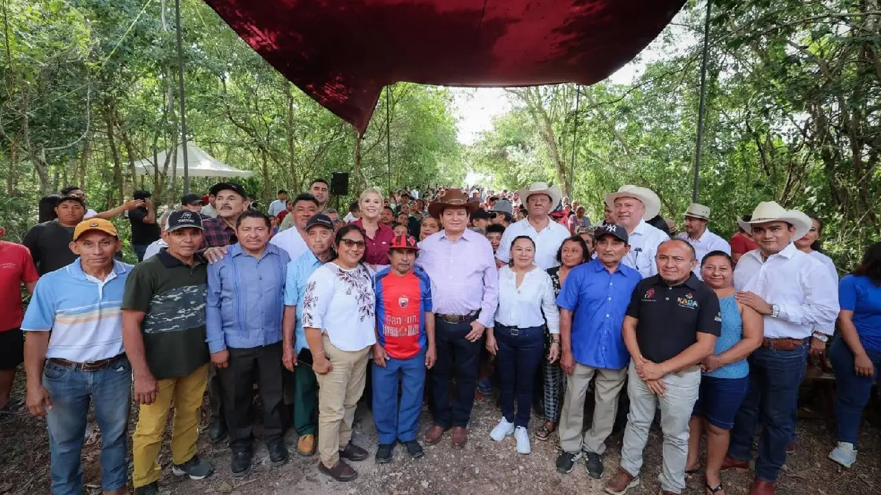 Rehabilitación de caminos productivos transforma al campo