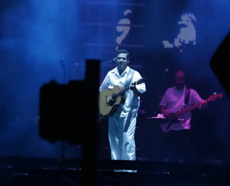 Reik conquistó Mérida con concierto multitudinario en el corazón de la ciudad