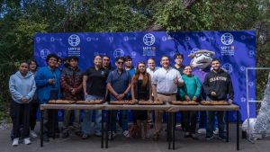Durante el anuncio oficial, la Universidad Politécnica de Yucatán destacó que UPY lanza los “Tech Awards” como un reconocimiento a una década de trabajo, innovación y formación de talento tecnológico.