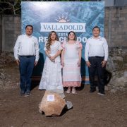 Yucatán fortalece la atención al autismo con la colocación de la primera piedra de la Sala Azul en Valladolid