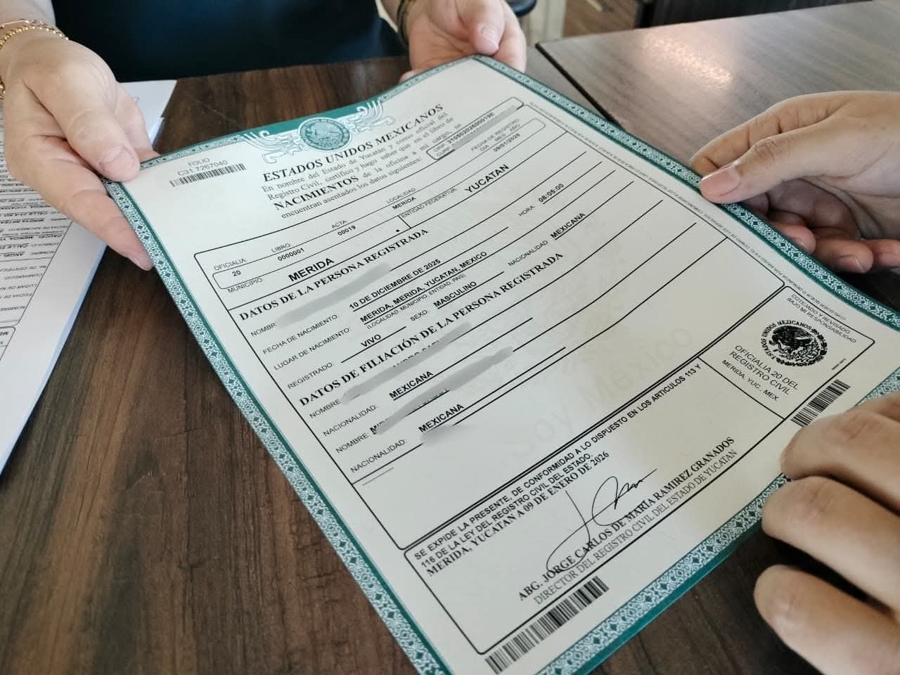 ¡Alivio para las familias! 50% de descuento en actas de nacimiento