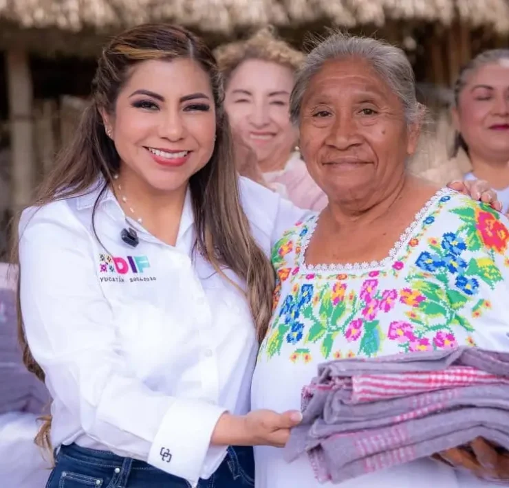 1600 cobertores en comunidades del interior del Estado de Yucatán
