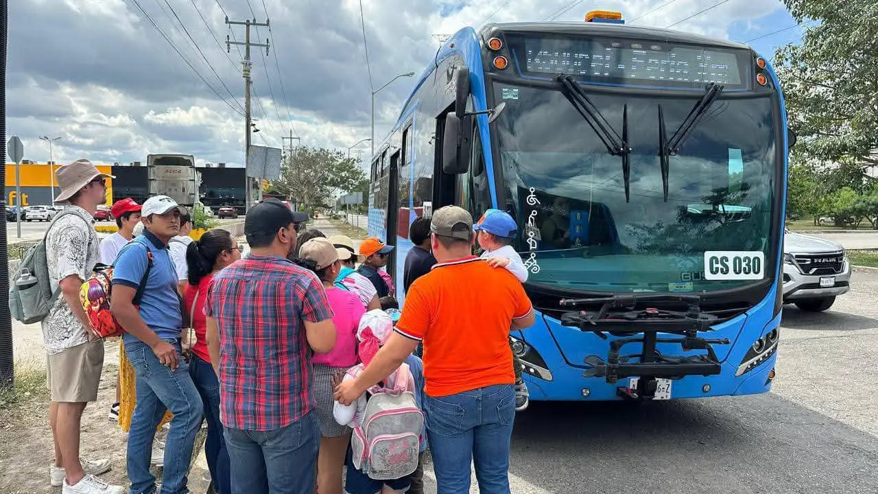 4 rutas Va y Ven para llegar a Circo Carnaval ¡Descubre cómo llegar fácil!
