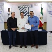 CANAIVE Yucatán ratifica liderazgo de Luis Gerardo González y fortalece competitividad industrial