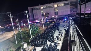 Elementos estatales y federales participaron en la revisión preventiva al interior del CERESO de Mérida como parte del operativo coordinado.