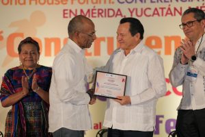Representantes de instituciones educativas, sociedad civil y sector productivo participaron en la Conferencia Internacional de Paz, fortaleciendo la Construcción de paz desde la raíz en Yucatán a través del trabajo conjunto y la colaboración comunitaria.