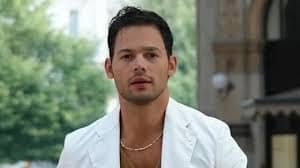 El actor Emanuel Palomares se suma al Domingo de Bachata en Circo Carnaval, y conquistará al público con su carisma y presencia en el derrotero.