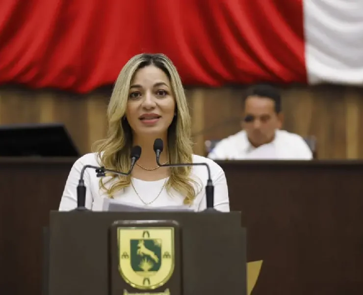 Naomi Peniche presentó una interesante iniciativa en el Congreso del Estado