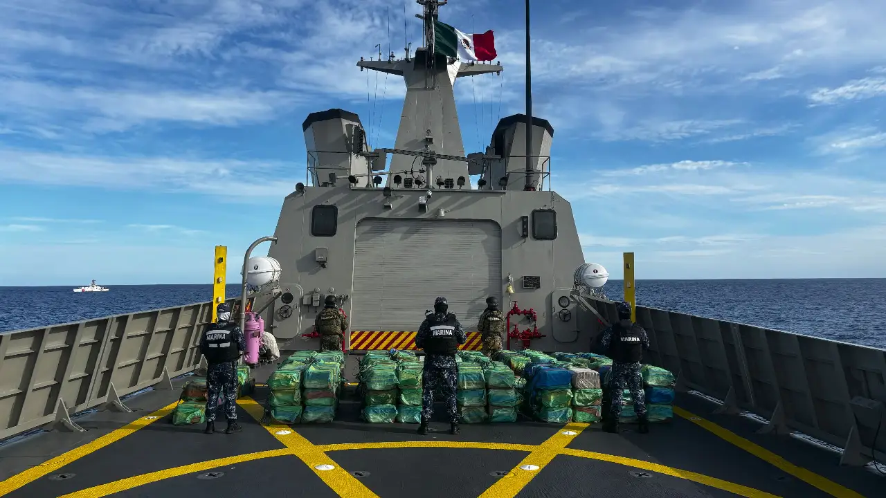 Operativo internacional deja Bultos con toneladas de presunta cocaína asegurados