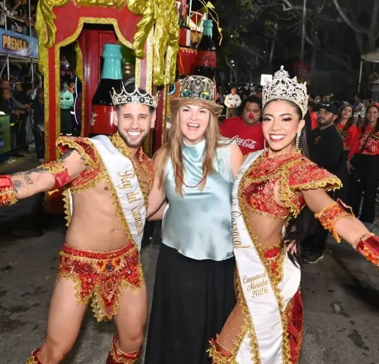 Un espectáculo masivo 40 mil asistentes abarrotan el Corso con Alegría y Magia