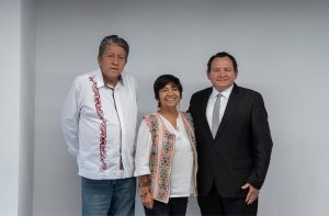 Autoridades y representantes del Gobierno de Yucatán revisan los avances de los desarrollos habitacionales, consolidando el impacto del programa Viviendas para el bienestar en la región.