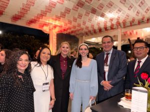 La senadora Verónica Camino Farjat participó en la reunión de la Misión Comercial de Canadá en México, destacando que la Relación México-Canadá atraviesa sus mejores momentos.