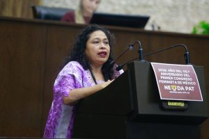 Diputadas y diputados de la Bancada del Pueblo durante la sesión en la que Reformas a la Constitución Local fueron aprobadas en el Congreso del Estado, en el marco del 8M.