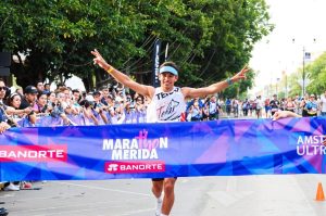 El Maratón de Mérida reunió a corredores nacionales e internacionales en Mérida.