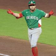 Estados Unidos vence a México en dramático duelo del Clásico Mundial