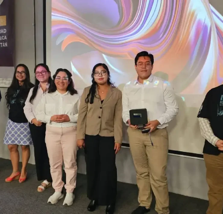 Estudiantes de la UPY compiten a nivel global con innovación agrícola