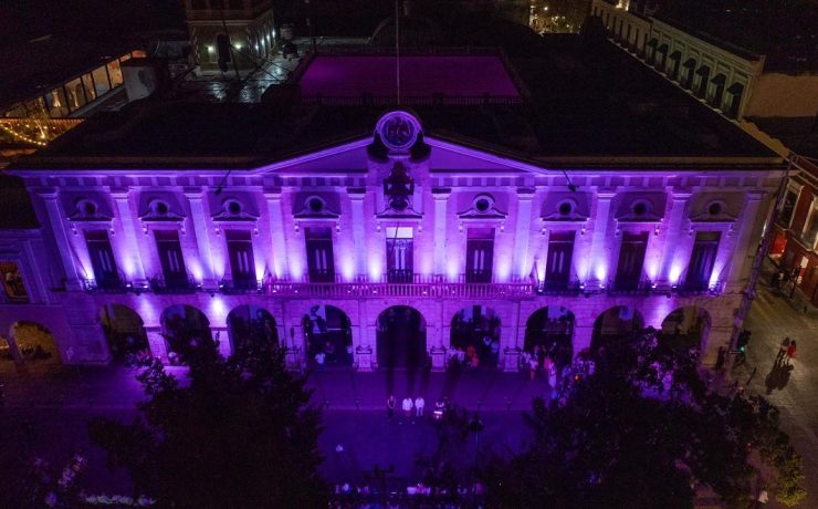 Renacimiento Violeta: Gobierno reafirma compromiso histórico con mujeres yucatecas