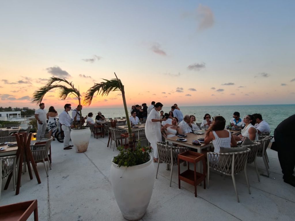 celebración concluyó con música en vivo