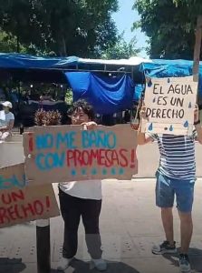 Vecinos denuncian que, pese a pagar el servicio, no reciben agua potable para beneficio de los habitantes, por lo que Solicitaron ayuda del Gobierno en Mérida.