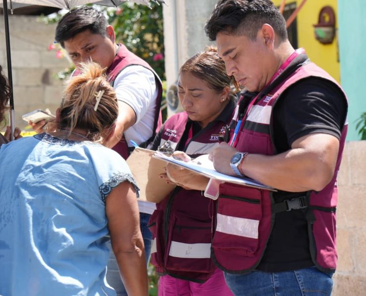 Apoyo total: Gobierno del Estado atiende a familias tras incendio en Dzununcán