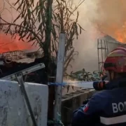 Incendio afectó siete viviendas en San Luis Dzununcán