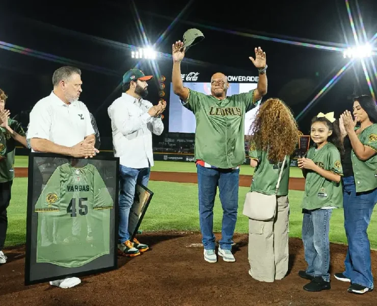 José Vargas entra a la historia Leones de Yucatán retiran el número 45
