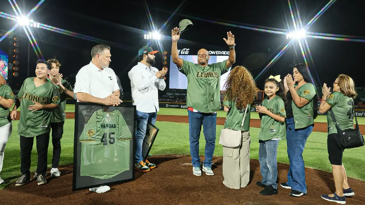 José Vargas entra a la historia Leones de Yucatán retiran el número 45