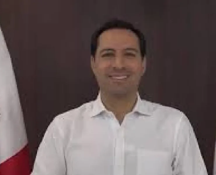 Reincorporación de Mauricio Vila al Senado regreso tras formación en Harvard