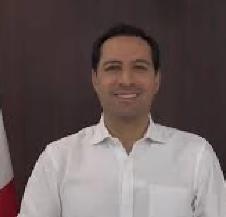 Reincorporación de Mauricio Vila al Senado regreso tras formación en Harvard