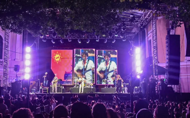 70 mil asistentes en la Noche Blanca disfrutaron una fiesta cultural histórica