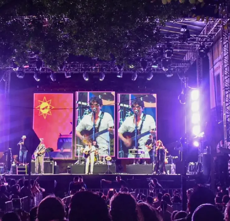 70 mil asistentes en la Noche Blanca disfrutaron una fiesta cultural histórica