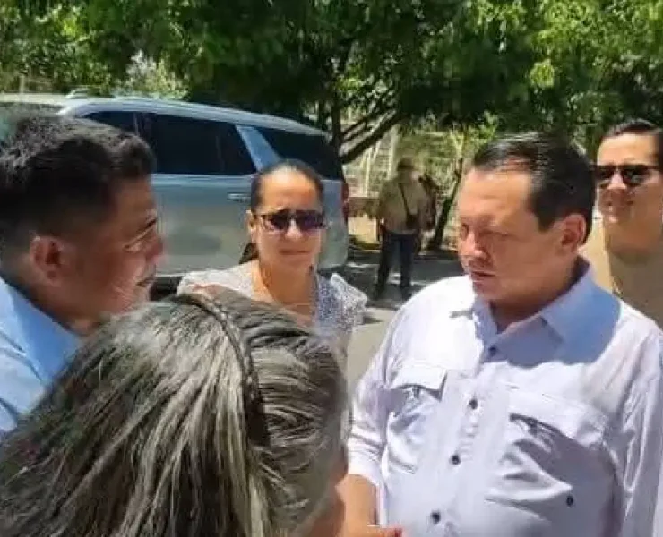 Díaz Mena escuchó a los vecinos y atendió demandas ciudadanas