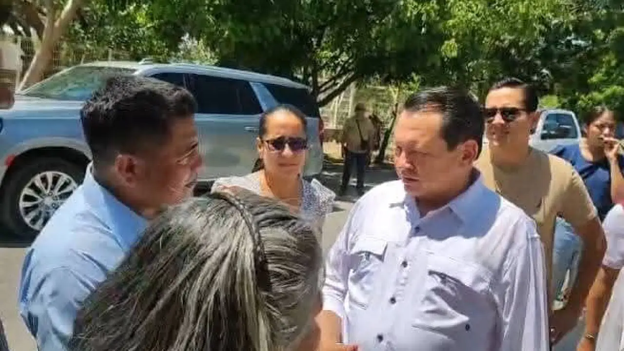 Díaz Mena escuchó a los vecinos y atendió demandas ciudadanas
