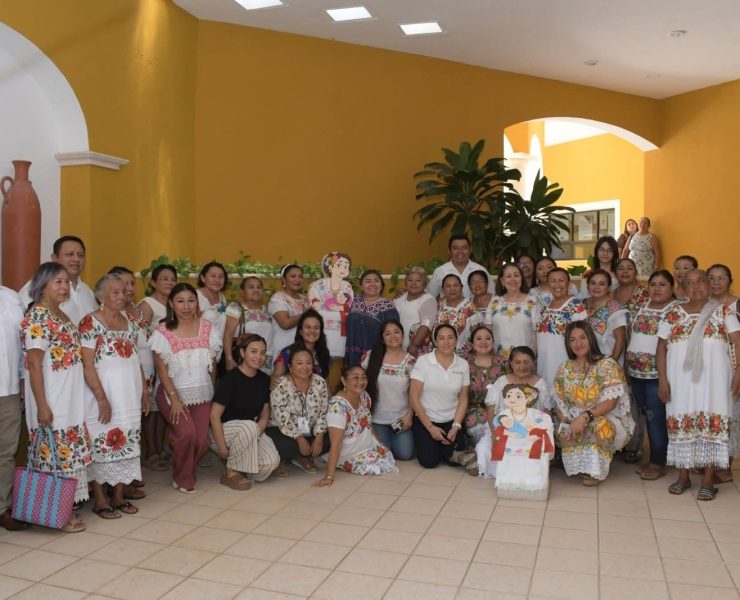 Emotivo reconocimiento a parteras tradicionales del sur de Yucatán
