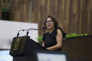 La diputada Zhazil Méndez presentó en el Congreso de Yucatán la propuesta para crear una Fiscalía especializada para las infancias, buscando una justicia más humana y con atención especializada para niñas y niños.
