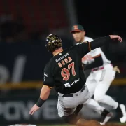 Guerreros pegó primero ante Leones en el Kukulcán