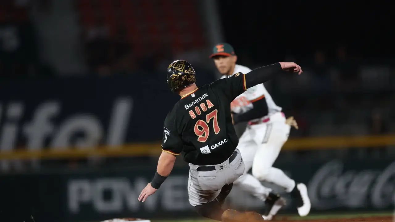 Guerreros pegó primero ante Leones en el Kukulcán