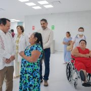 Hospital firme: Joaquín Díaz Mena garantiza atención médica pese lluvias intensas