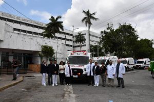 Médicos, enfermeras y personal operativo brindaron acompañamiento permanente durante el traslado de los primeros pacientes al nuevo Hospital O’Horán.
